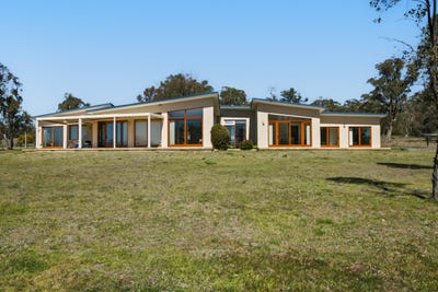 /international/au/161-goodes-road-arding-nsw-152671216/
