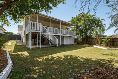/international/au/17-barrington-street-banyo-qld-152293380/