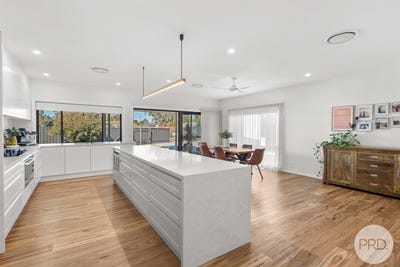/international/au/71-francis-ave-lemon-tree-passage-nsw-152027956/