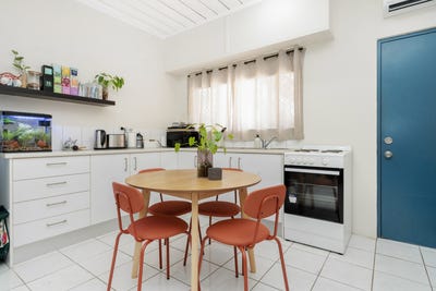/international/au/3-3-kelsey-crescent-millner-nt-151319656/