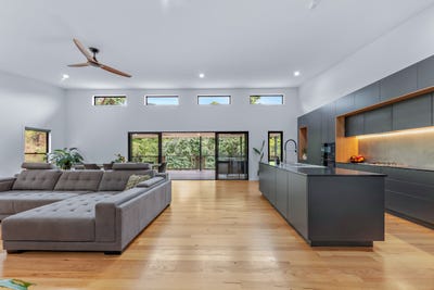 /international/au/16-scarlet-gum-crescent-cannonvale-qld-148666132/?lang=zh-tw