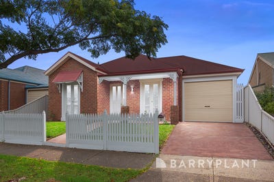 /international/au/9-cobblestone-green-caroline-springs-vic-151354208/