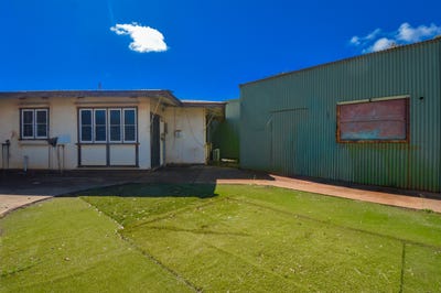 /international/au/14-paton-road-south-hedland-wa-151338228/
