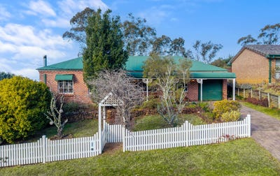 /international/au/73-red-gum-avenue-hazelbrook-nsw-148652888/?lang=en
