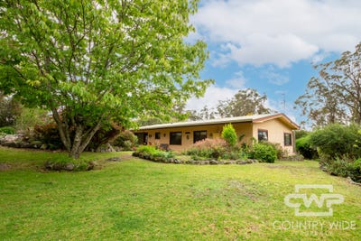 /international/au/7-ward-crescent-glen-innes-nsw-148549520/