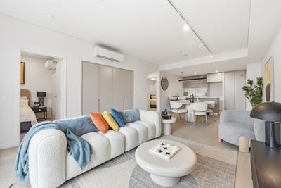 /international/au/7-122-crystal-street-petersham-nsw-150634700/