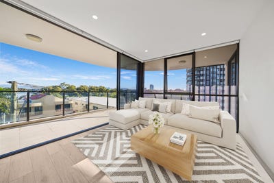 /international/au/409-266-stanhill-drive-chevron-island-qld-147999804/