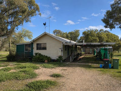 /international/au/7-hinchcliffe-road-gunbower-vic-151651444/