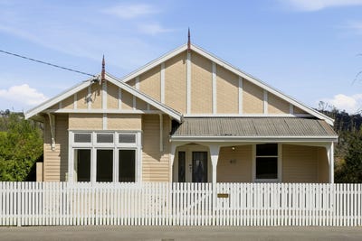 /international/au/40-mulgrave-street-south-launceston-tas-152453480/
