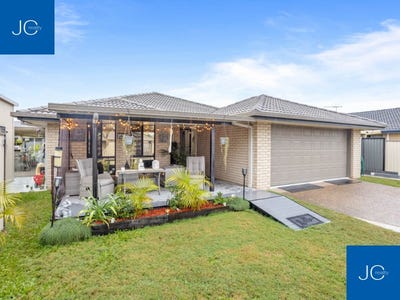 /international/au/24-paddington-street-bellmere-qld-148424016/?lang=fr