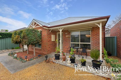 /international/au/18-somerset-avenue-lake-gardens-vic-148290540/