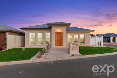/international/au/82-liberator-way-wallaroo-sa-152687988/