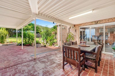 /international/au/1-fairwinds-avenue-lakewood-nsw-150743136/