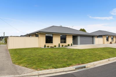 /international/au/1-1-jones-place-latrobe-tas-152513096/