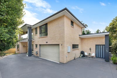 /international/au/10a-frith-avenue-normanhurst-nsw-148439012/