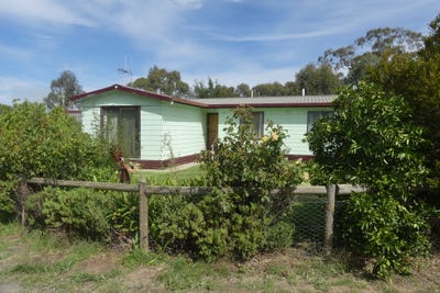 /international/au/124-arcadia-two-chain-road-arcadia-south-vic-150908664/