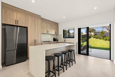 /international/au/3-10-aitkin-place-lake-heights-nsw-151427908/