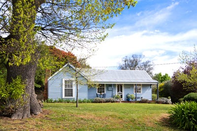 /international/au/4-hill-street-clunes-vic-152497196/