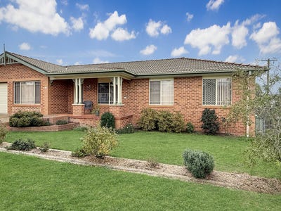 /international/au/unit-2-19-berthong-street-young-nsw-151028224/?lang=de