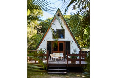 /international/au/105-horseshoe-bay-road-horseshoe-bay-qld-148364692/