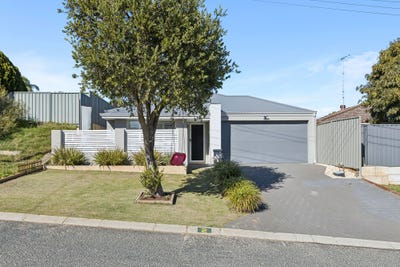 /international/au/2-faversham-way-heathridge-wa-151324368/