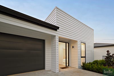 /international/au/72-glendower-street-gilead-nsw-129812082/