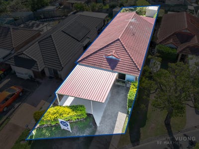 /international/au/10-baccata-pl-forest-lake-qld-151393124/