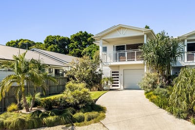 /international/au/10-tidepool-street-lennox-head-nsw-150975384/