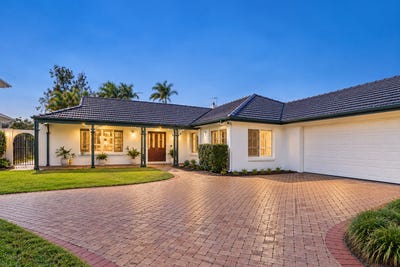 /international/au/12-saltwater-terrace-helensvale-qld-152617840/