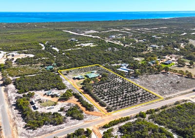 /international/au/46-homestead-loop-jurien-bay-wa-151192344/