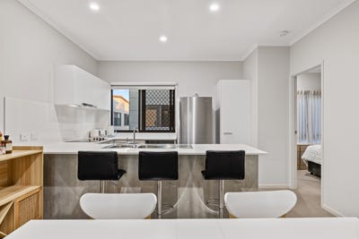 /international/au/25-81-duporth-avenue-maroochydore-qld-148244476/