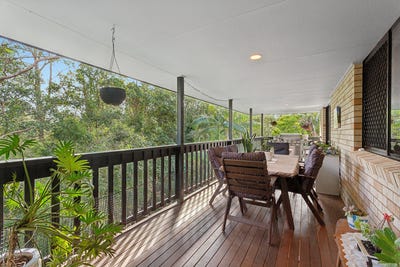 /international/au/64-forest-drive-elanora-qld-148063336/