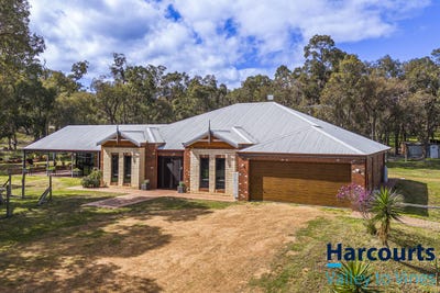 /international/au/258-santa-gertrudis-drive-lower-chittering-wa-152298424/