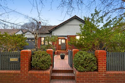 /international/au/12-radnor-street-camberwell-vic-148643480/