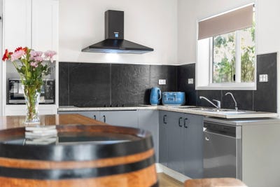 /international/au/216-butlers-road-tara-qld-700410944/