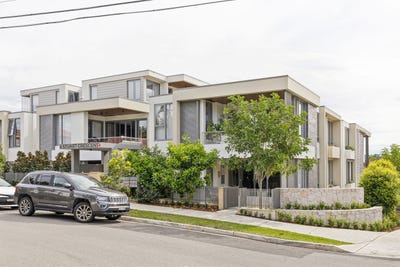 /international/au/g04-4-stuart-crescent-drummoyne-nsw-152184032/