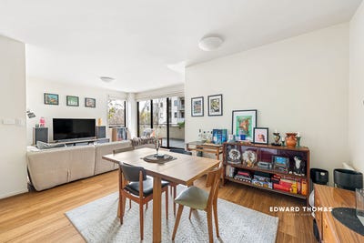 /international/au/102-72-altona-street-kensington-vic-148542136/
