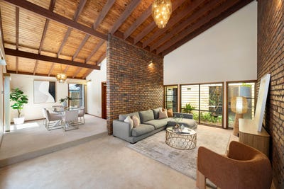 /international/au/4-sonoma-court-carindale-qld-147547072/