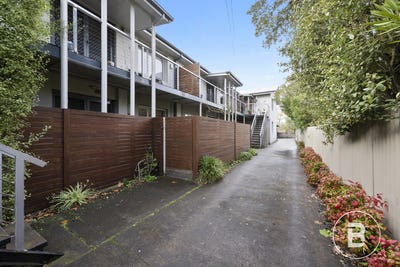 /international/au/2-509-drummond-street-south-redan-vic-151519092/