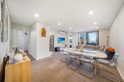 /international/au/14-32-castlereagh-street-liverpool-nsw-152243084/