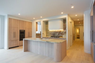 /international/au/1-58-rennie-street-indooroopilly-qld-149865824/