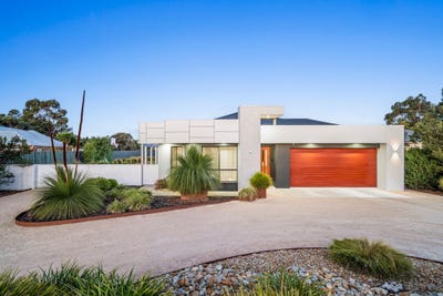 /international/au/9-10-landsdale-court-drysdale-vic-151611324/