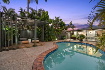/international/au/92-nobby-parade-miami-qld-148411304/?lang=en