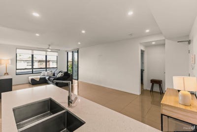 /international/au/1207-58-mount-cotton-road-capalaba-qld-151100044/