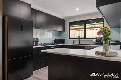 /international/au/2-3-nadur-court-st-albans-vic-150777388/
