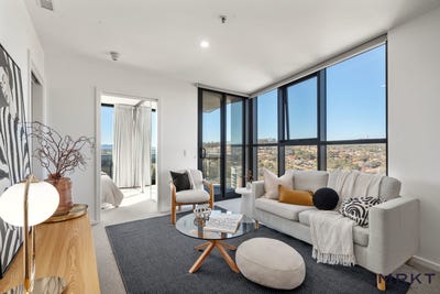 /international/au/1616-120-eastern-valley-way-belconnen-act-151340176/