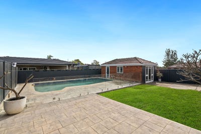/international/au/15-breasley-avenue-yagoona-nsw-148682740/?lang=pt