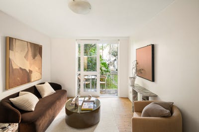 /international/au/31-9-17-newton-street-alexandria-nsw-151236376/