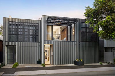 /international/au/70-ross-street-port-melbourne-vic-150822616/