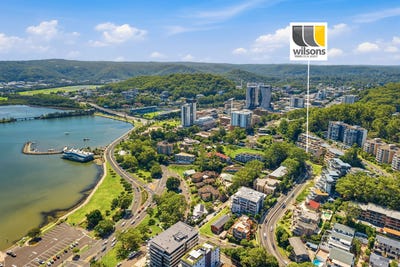 /international/au/4-92-john-whiteway-drive-gosford-nsw-150603272/